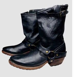 Vintage Shoe Company Women's Size: 6.5 Black Leather Buckle  Motorcycle Boots B